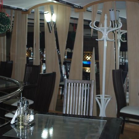 לבוב Apartment Roman מראה חיצוני תמונה